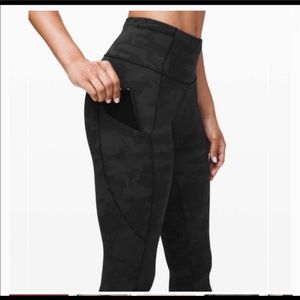 Lululemon fast and free 25”, size 4, grey camo